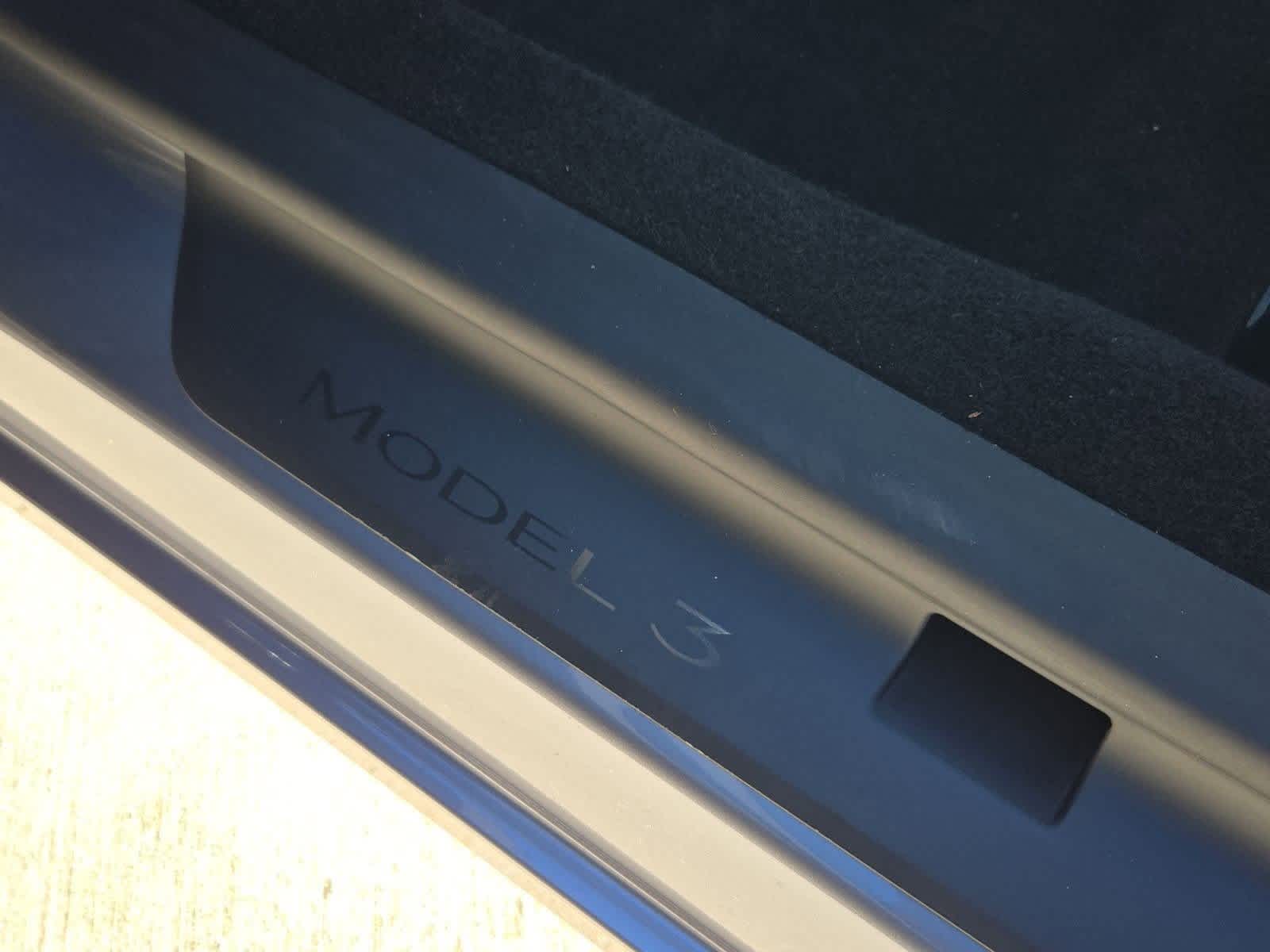 Thumbnail: 2025 Tesla Model 3 - 11