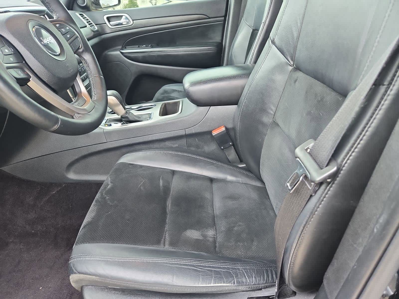 Thumbnail: 2017 Jeep Grand Cherokee - 15