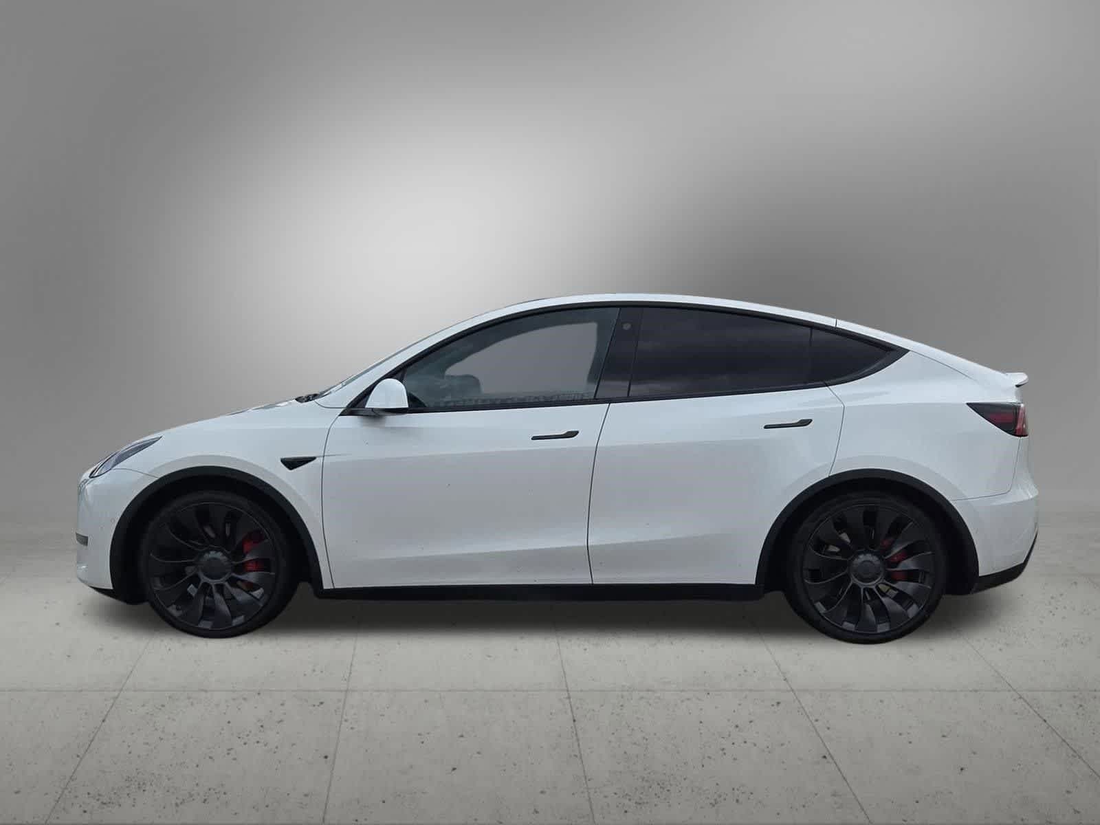 Thumbnail: 2022 Tesla Model Y - 3