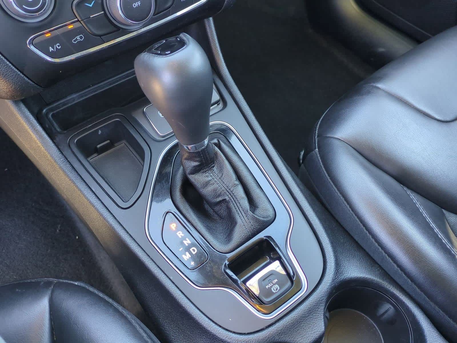 Thumbnail: 2021 Jeep Cherokee - 30