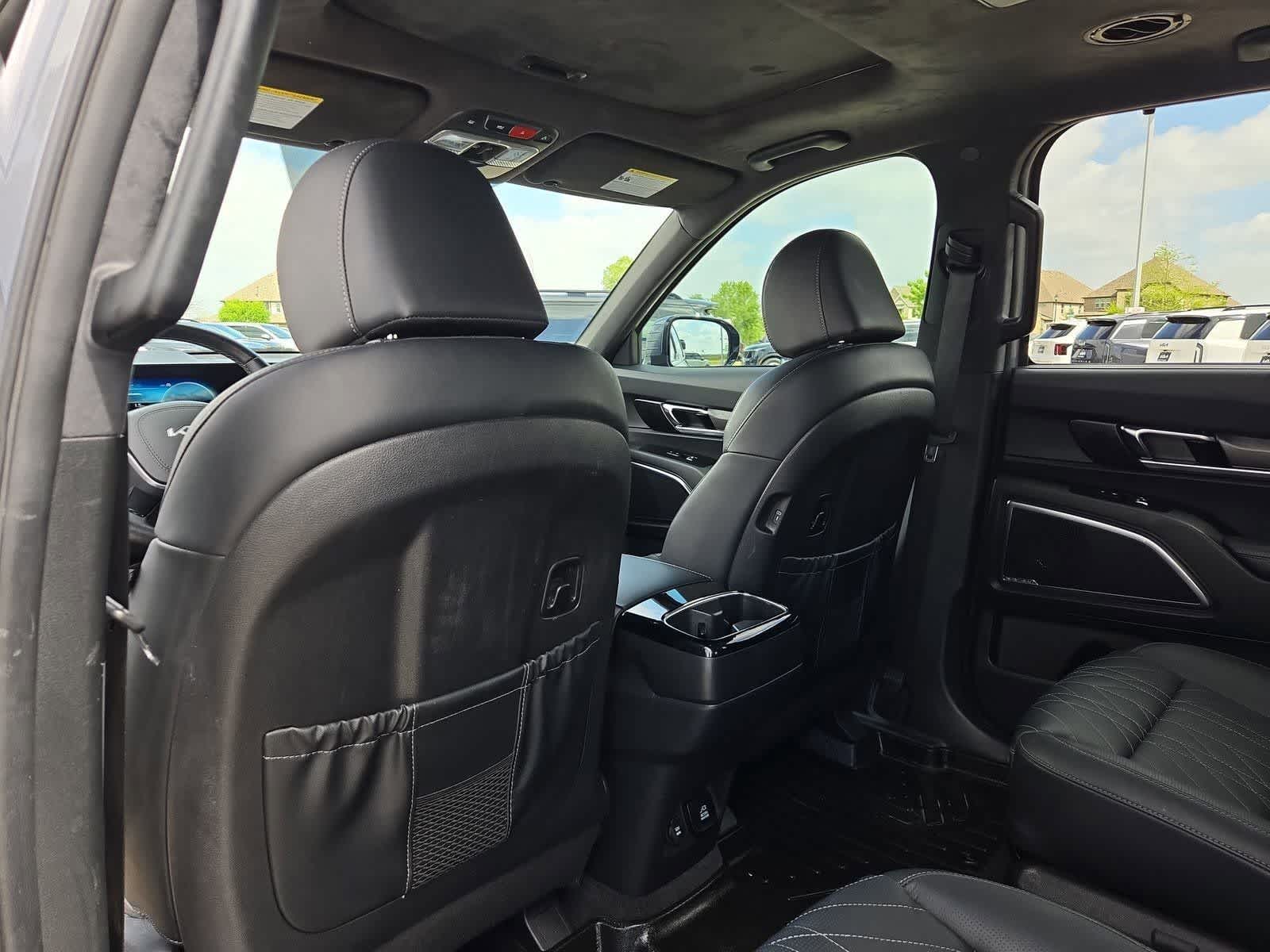 Thumbnail: 2023 Kia Telluride - 16