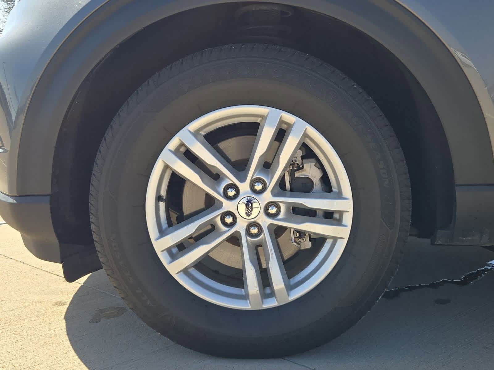 Thumbnail: 2023 Ford Explorer - 12