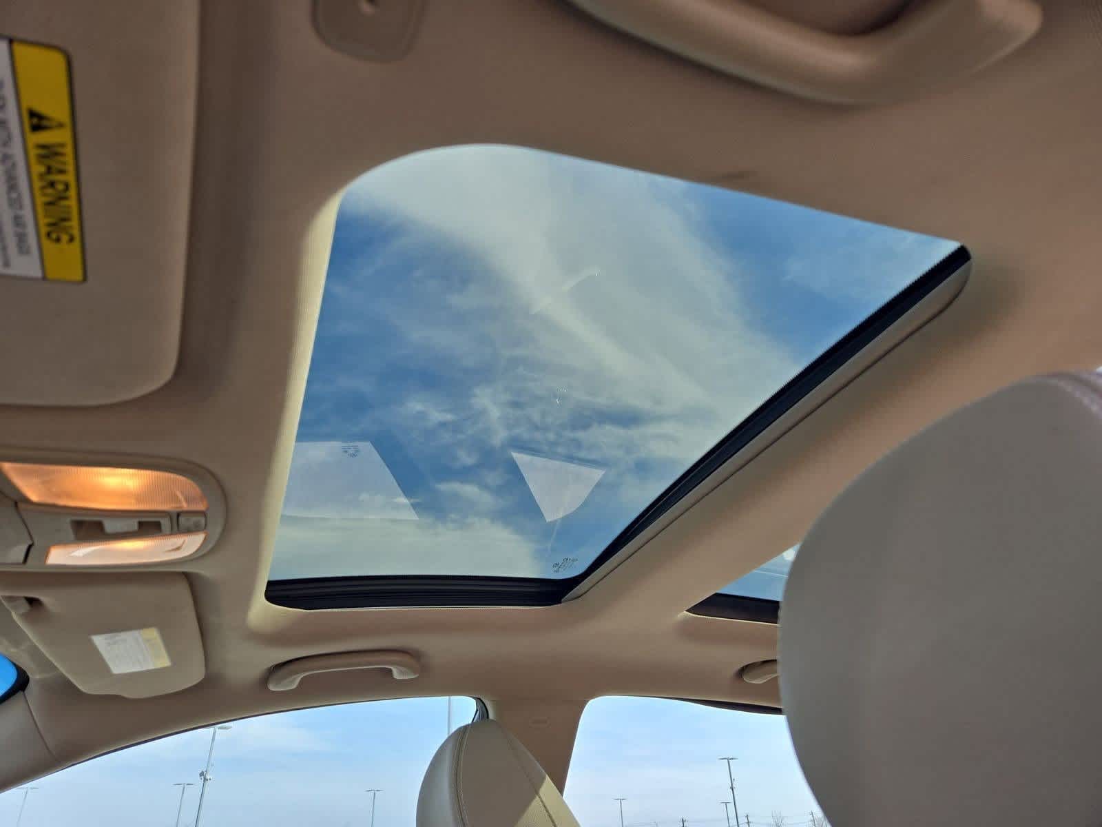 Thumbnail: 2013 Kia Optima - 18