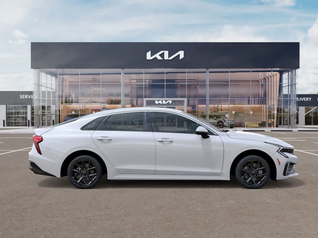 Thumbnail: 2026 Kia K5 - 7