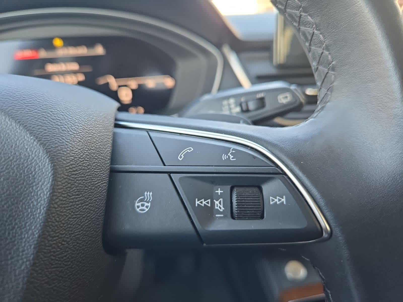 Thumbnail: 2023 Audi Q5 - 25