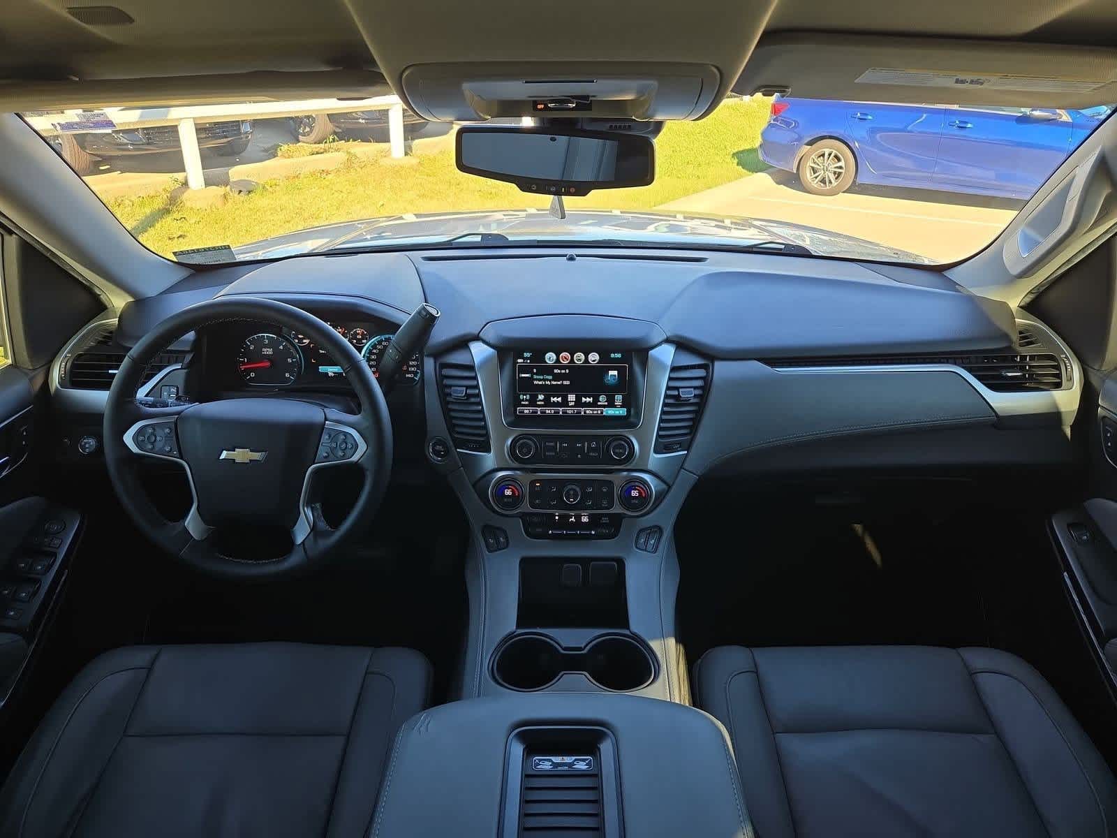 Thumbnail: 2017 Chevrolet Suburban - 15