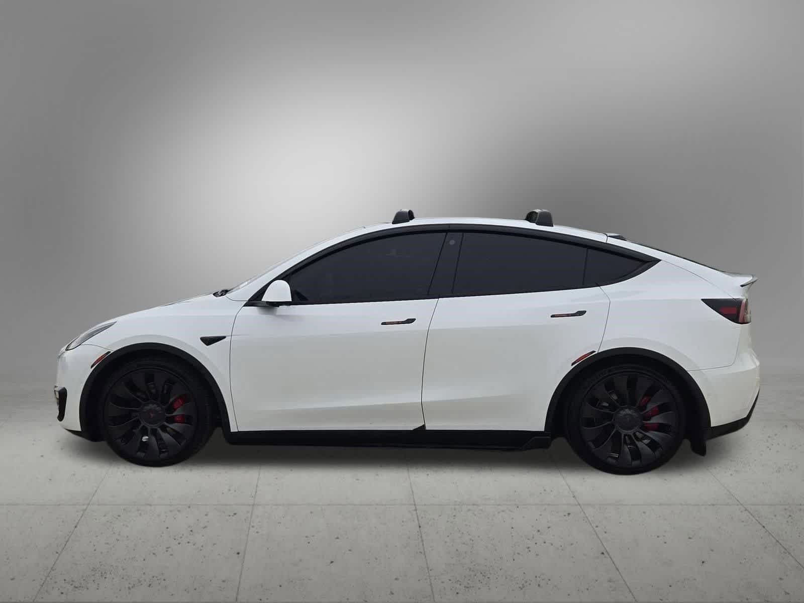 Thumbnail: 2022 Tesla Model Y - 3