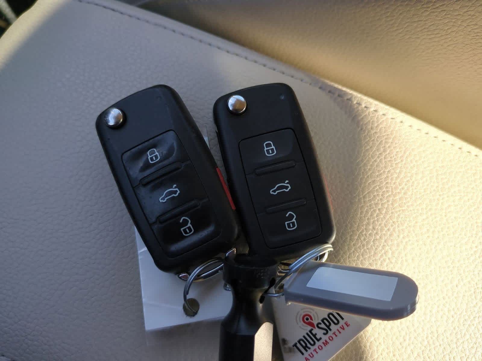 Thumbnail: 2015 Volkswagen Jetta - 33