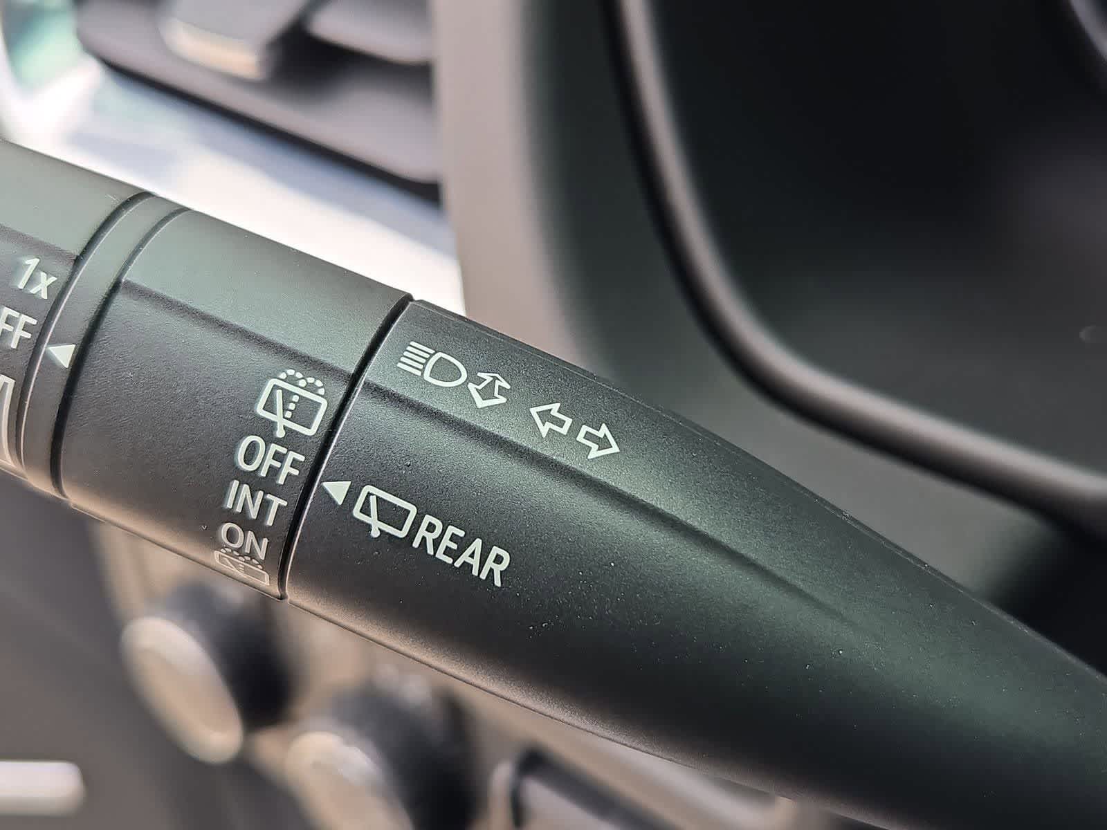 Thumbnail: 2021 Chevrolet Tahoe - 26