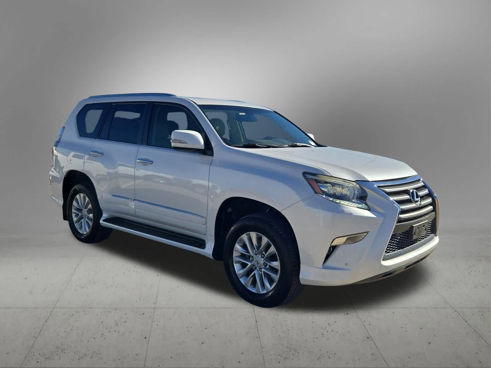 Thumbnail: 2014 Lexus GX - 8
