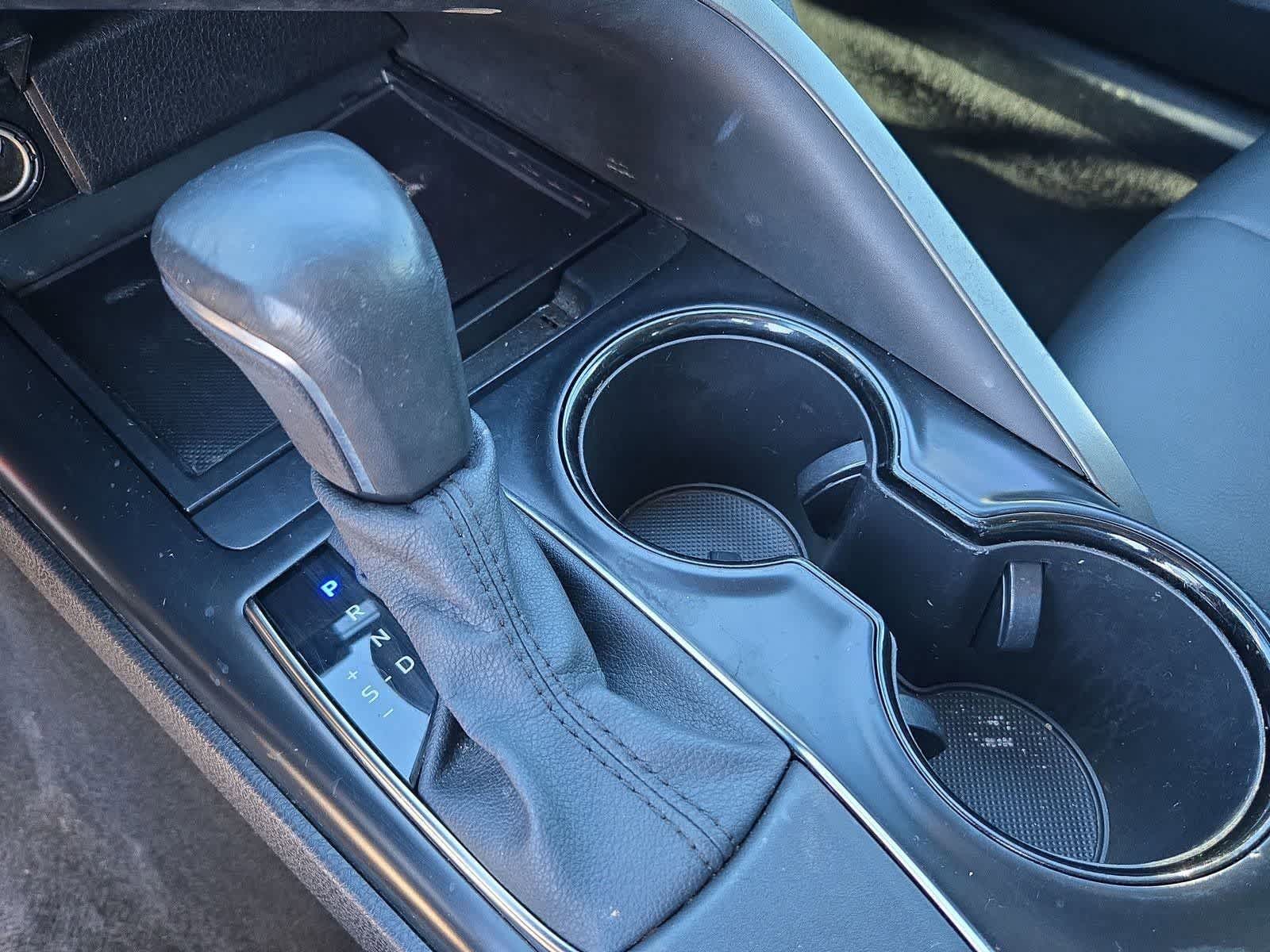 Thumbnail: 2020 Toyota Camry - 28