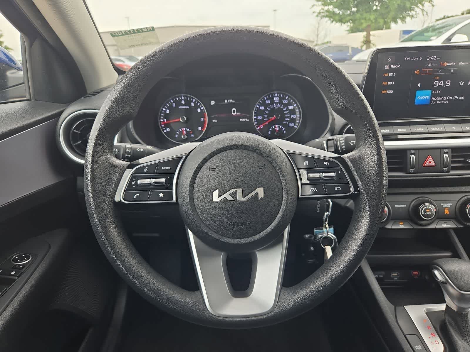 Thumbnail: 2024 Kia Forte - 21