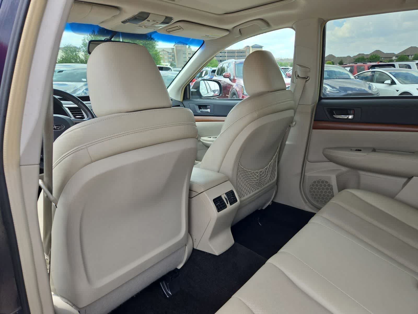Thumbnail: 2014 Subaru Outback - 17