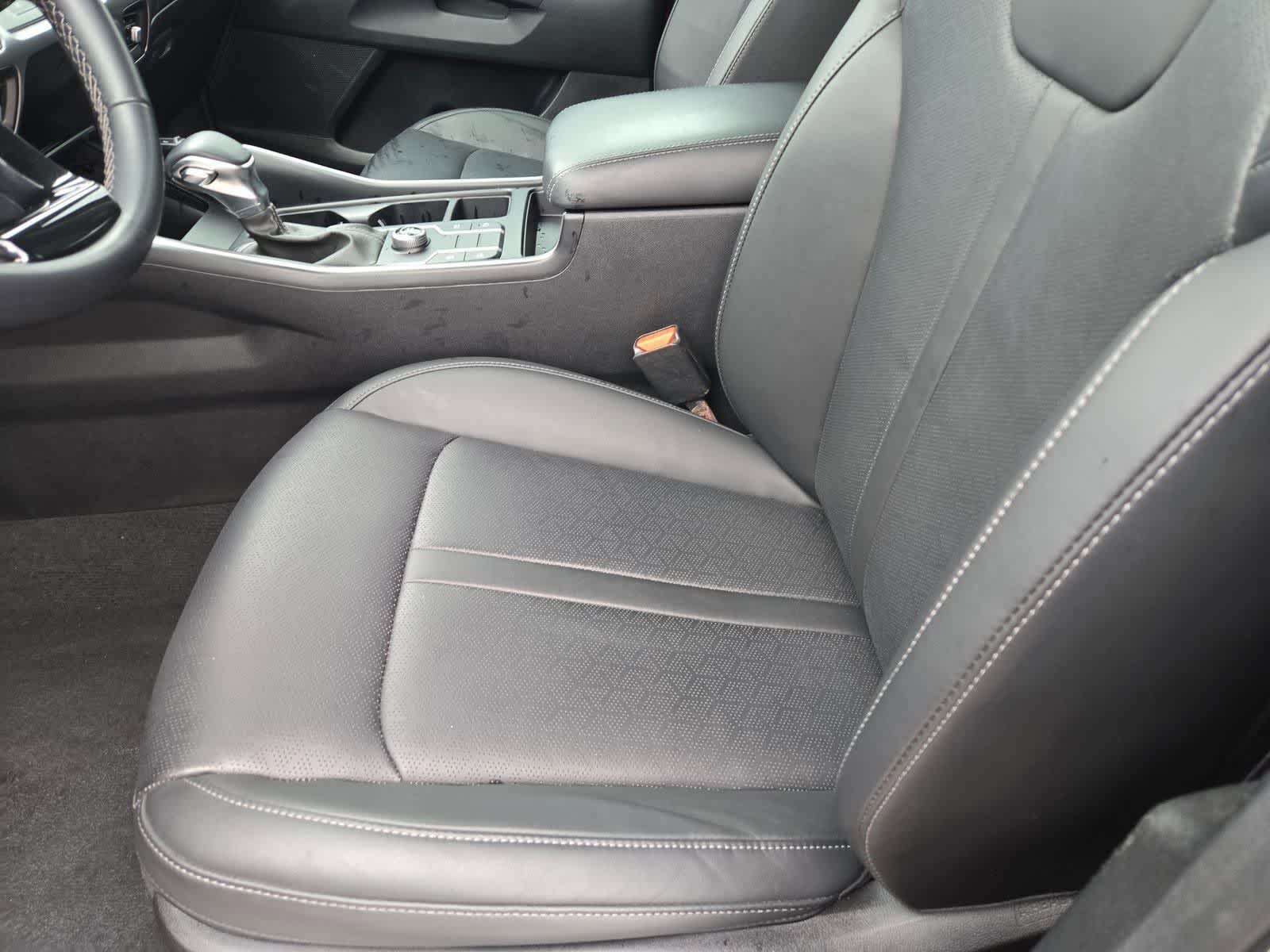 Thumbnail: 2023 Kia Sorento - 14