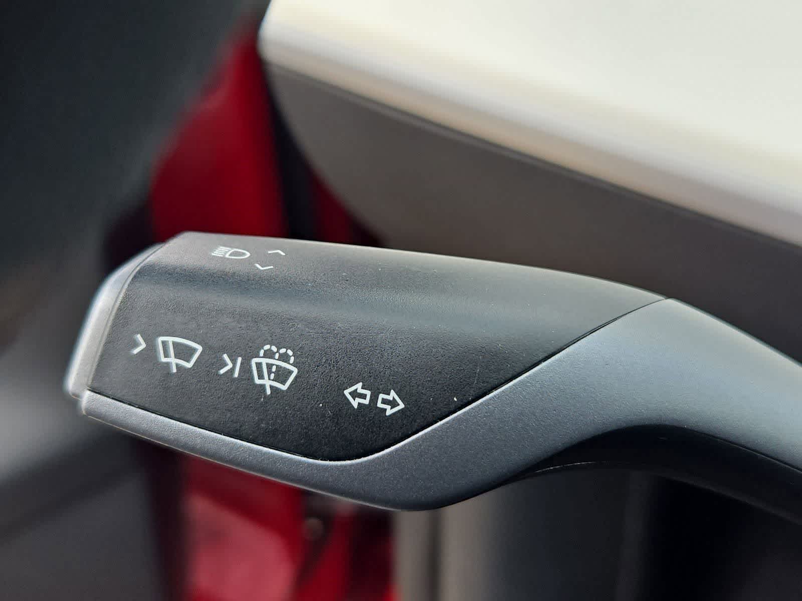 Thumbnail: 2022 Tesla Model Y - 24