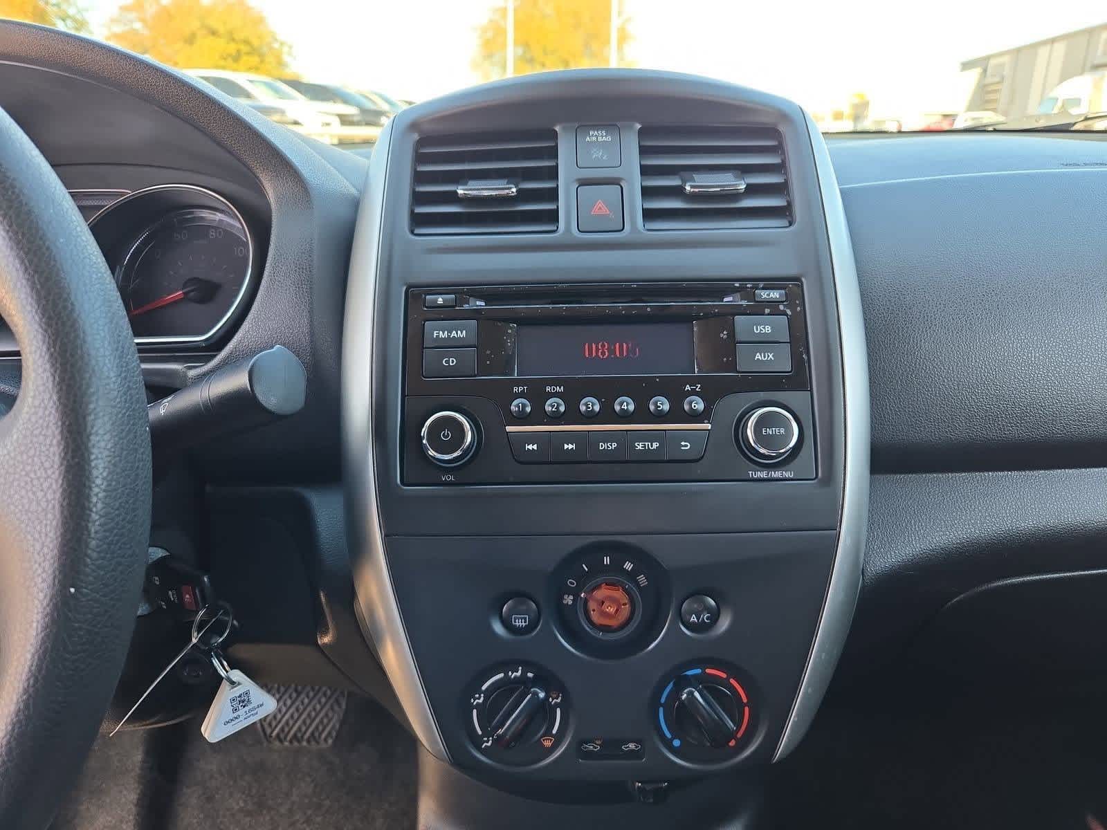 Thumbnail: 2016 Nissan Versa - 26