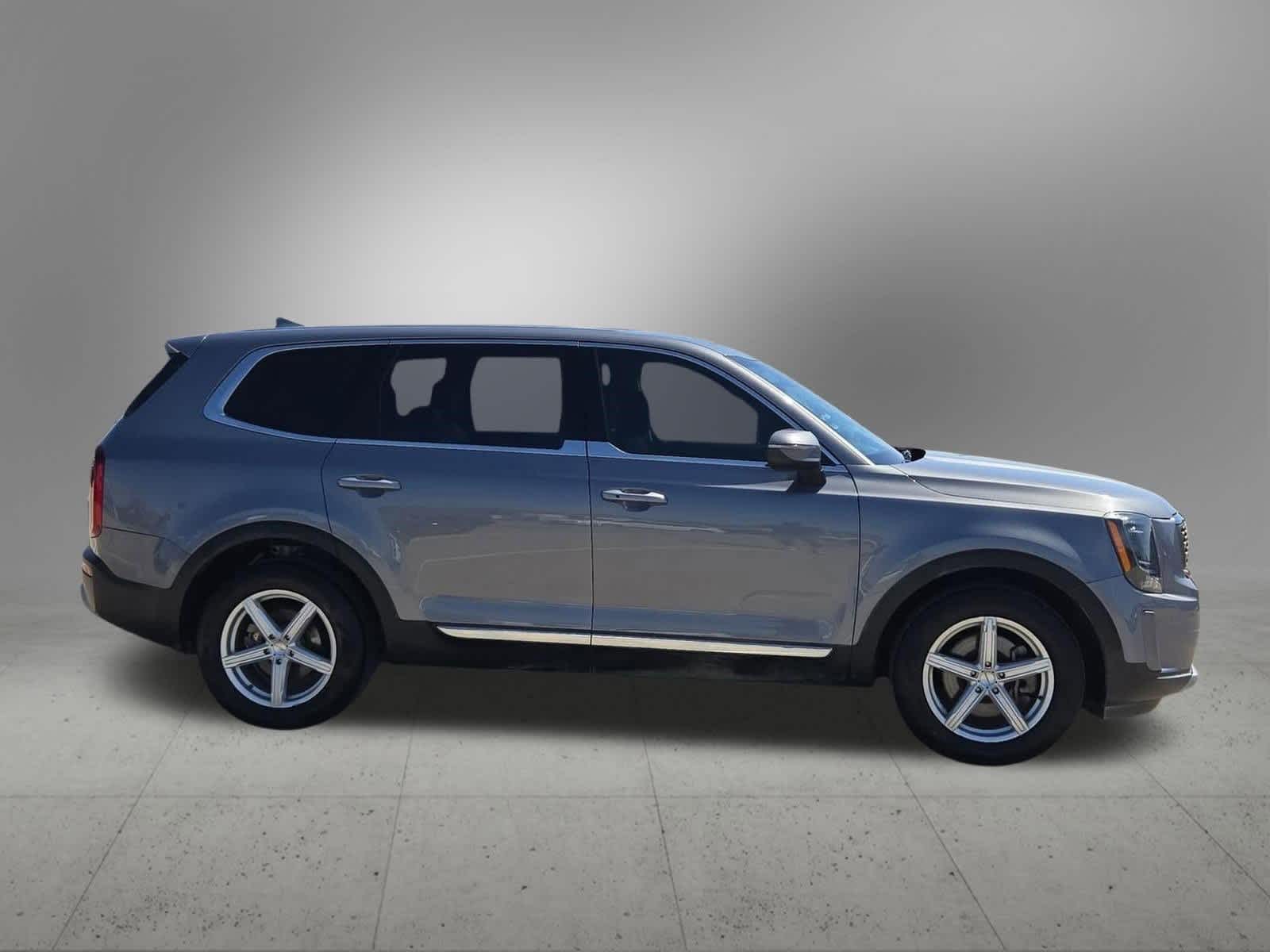 Thumbnail: 2021 Kia Telluride - 7