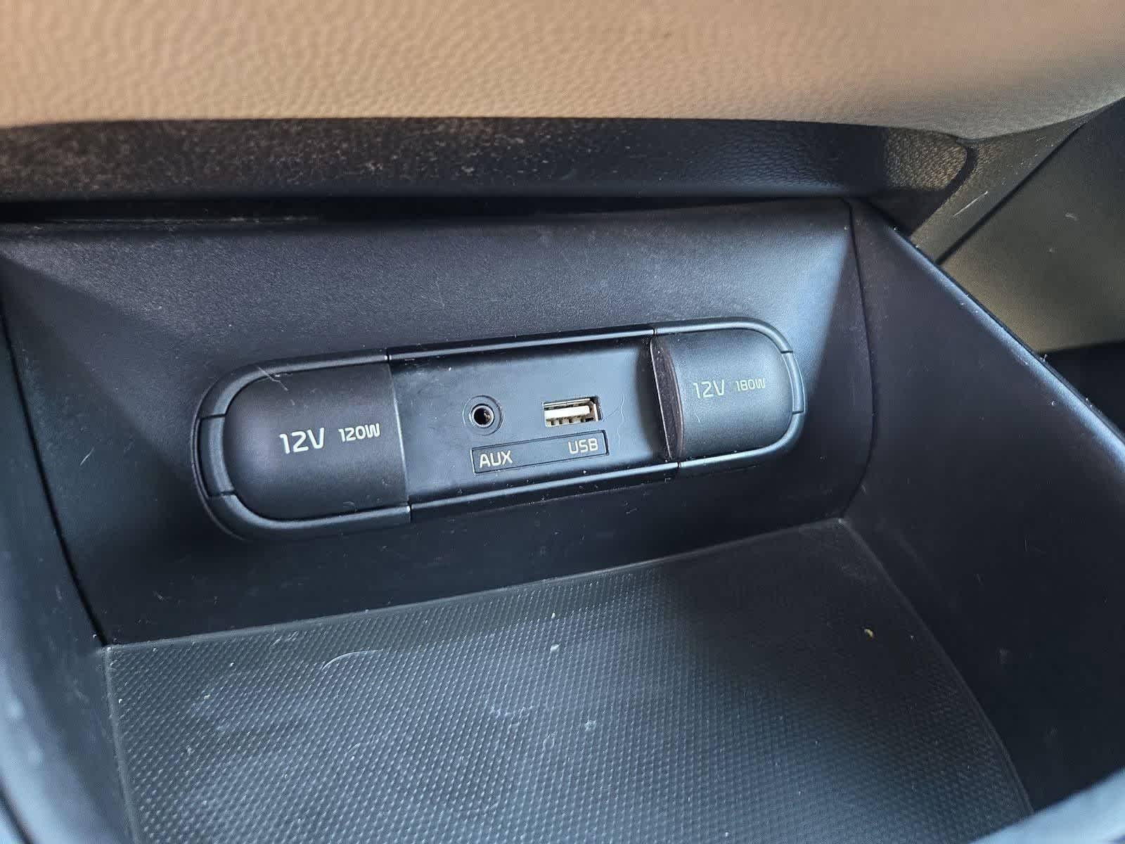 Thumbnail: 2016 Kia Soul - 26