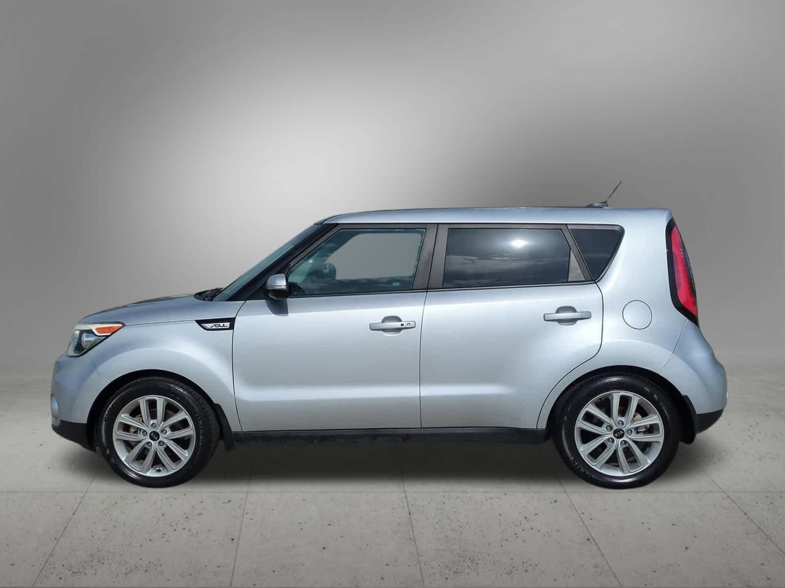 Thumbnail: 2017 Kia Soul - 3