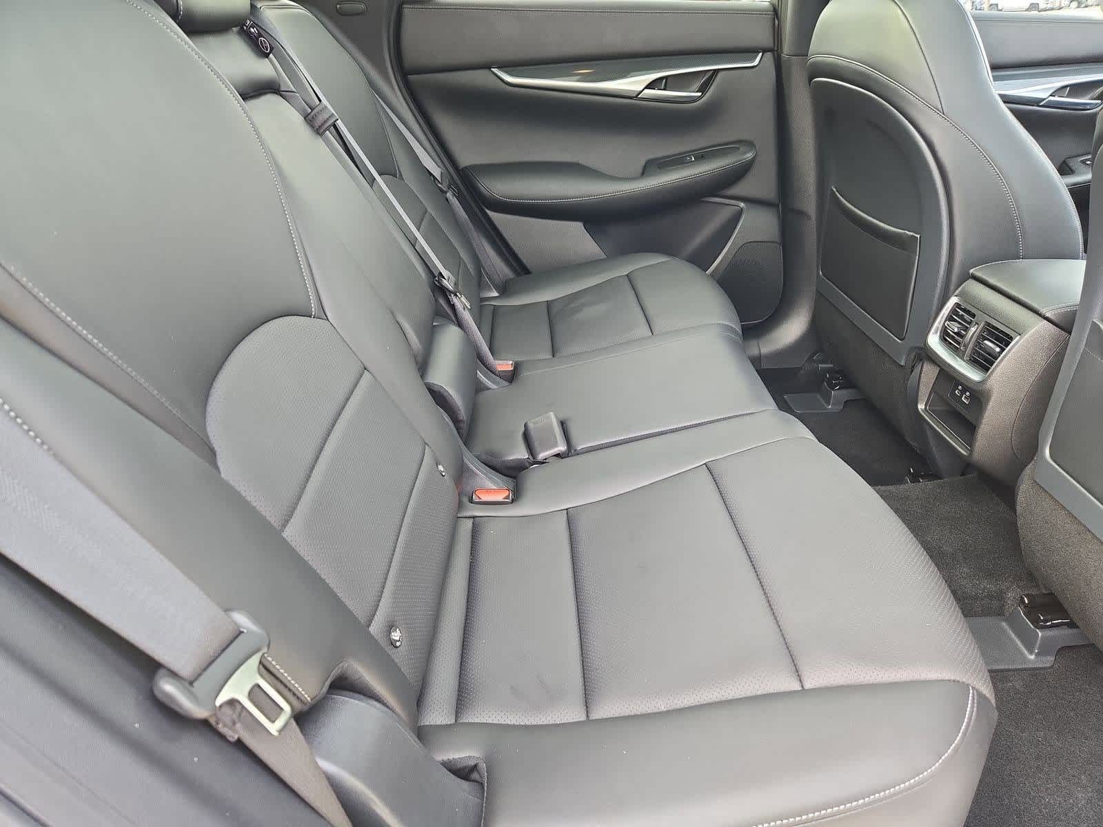 Thumbnail: 2025 INFINITI QX50 - 20