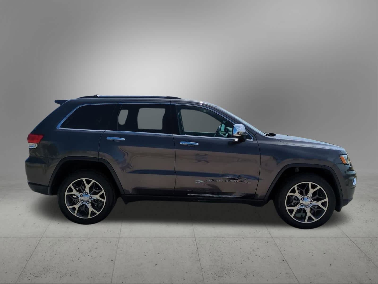 Thumbnail: 2019 Jeep Grand Cherokee - 7