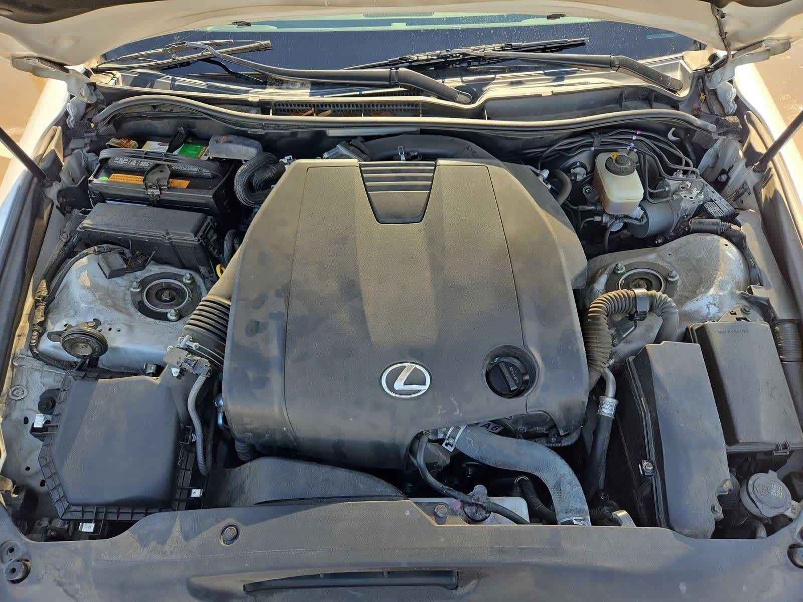 Thumbnail: 2014 Lexus IS - 14