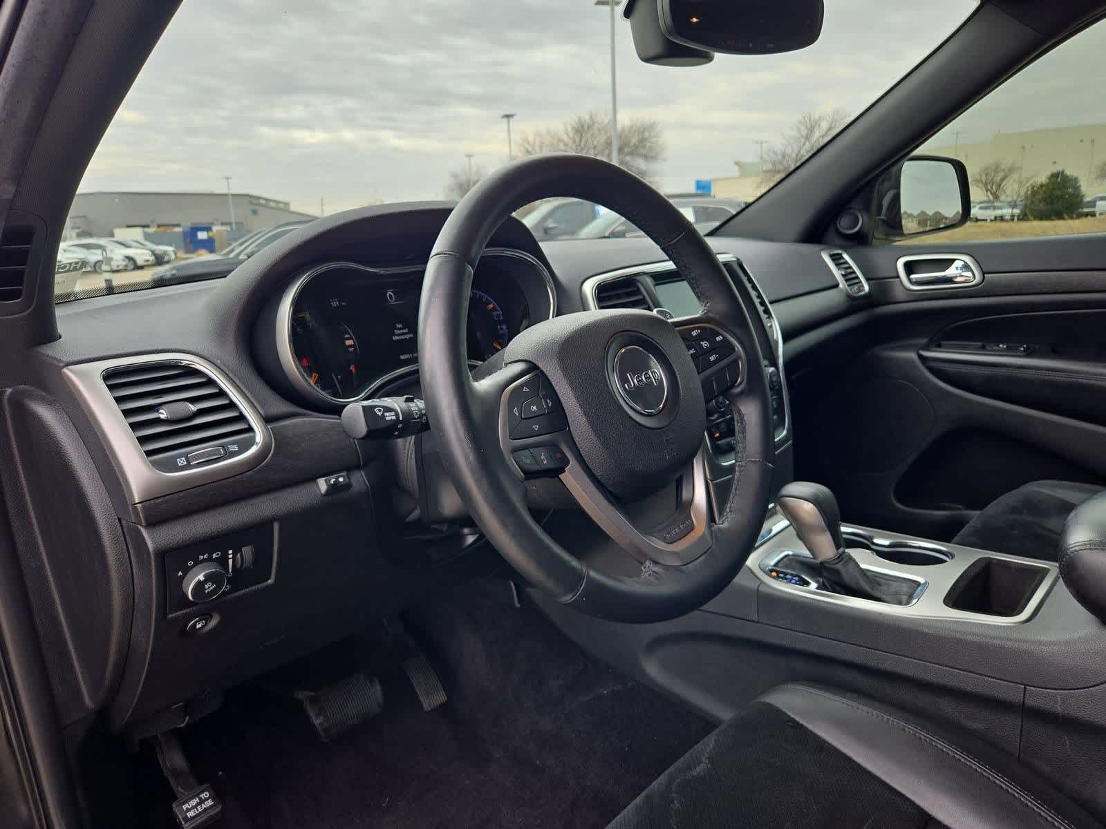 Thumbnail: 2017 Jeep Grand Cherokee - 2