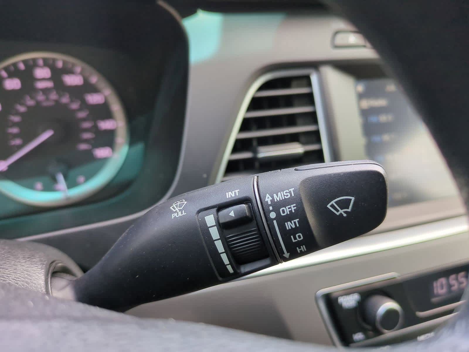 Thumbnail: 2016 Hyundai Sonata - 23