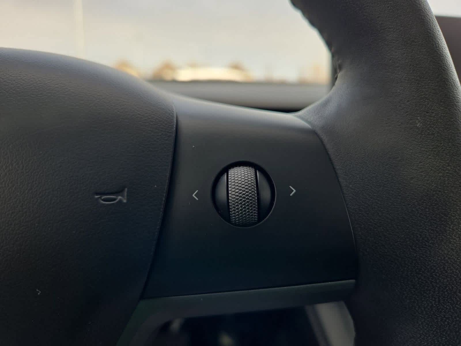 Thumbnail: 2023 Tesla Model Y - 22