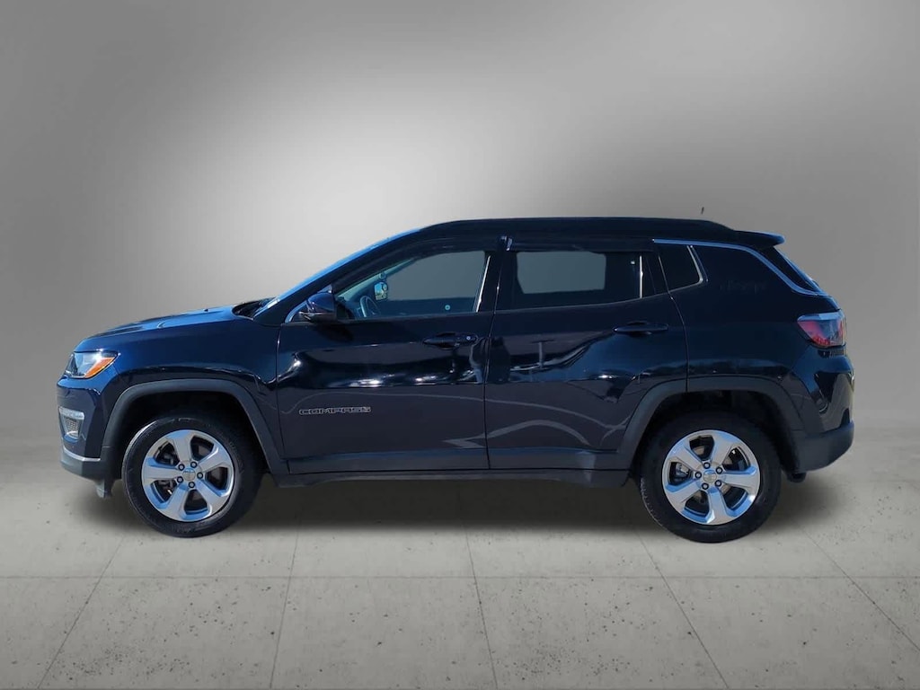 Used 2018 Jeep Compass Latitude SUV