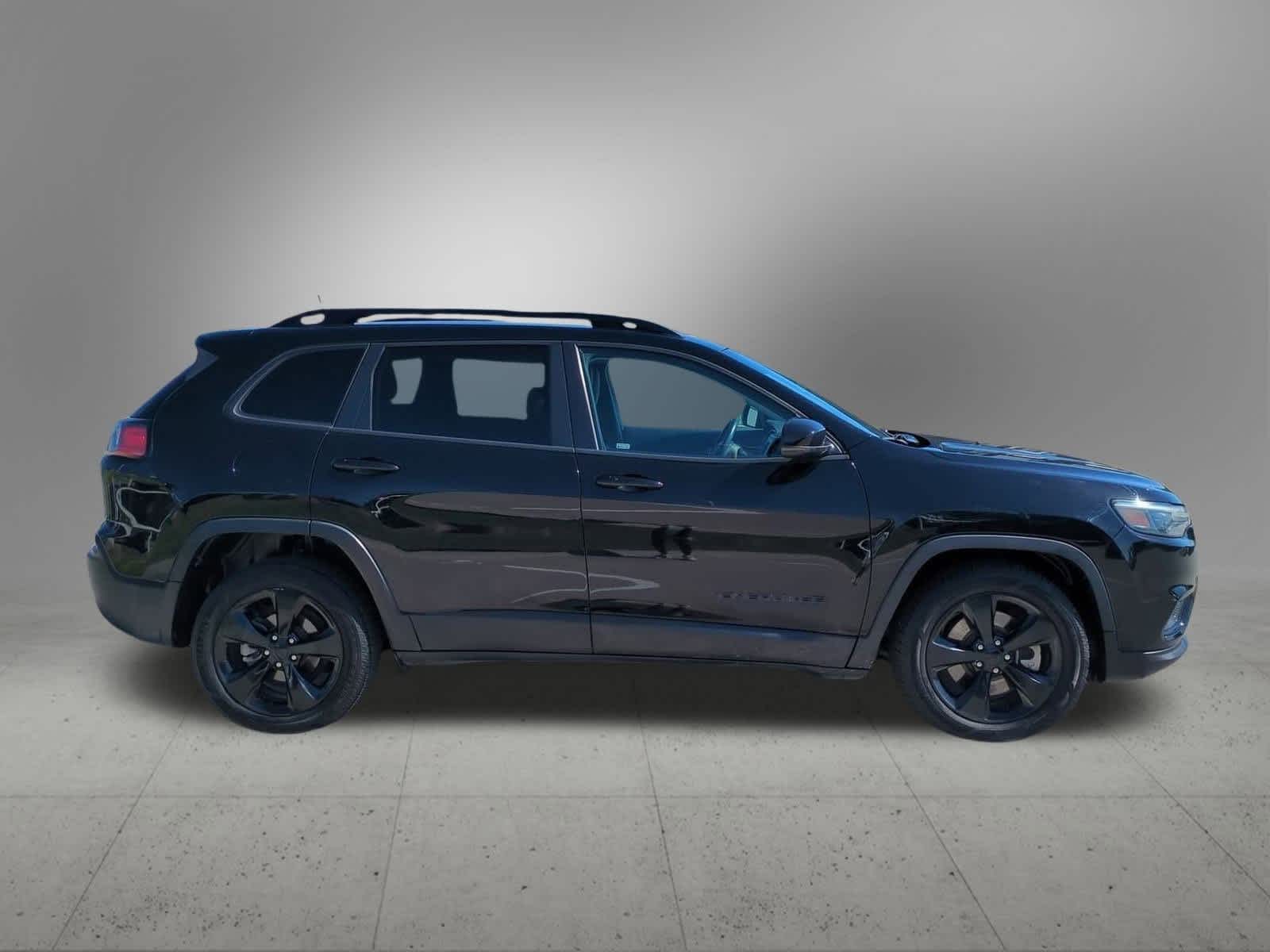 Thumbnail: 2021 Jeep Cherokee - 7