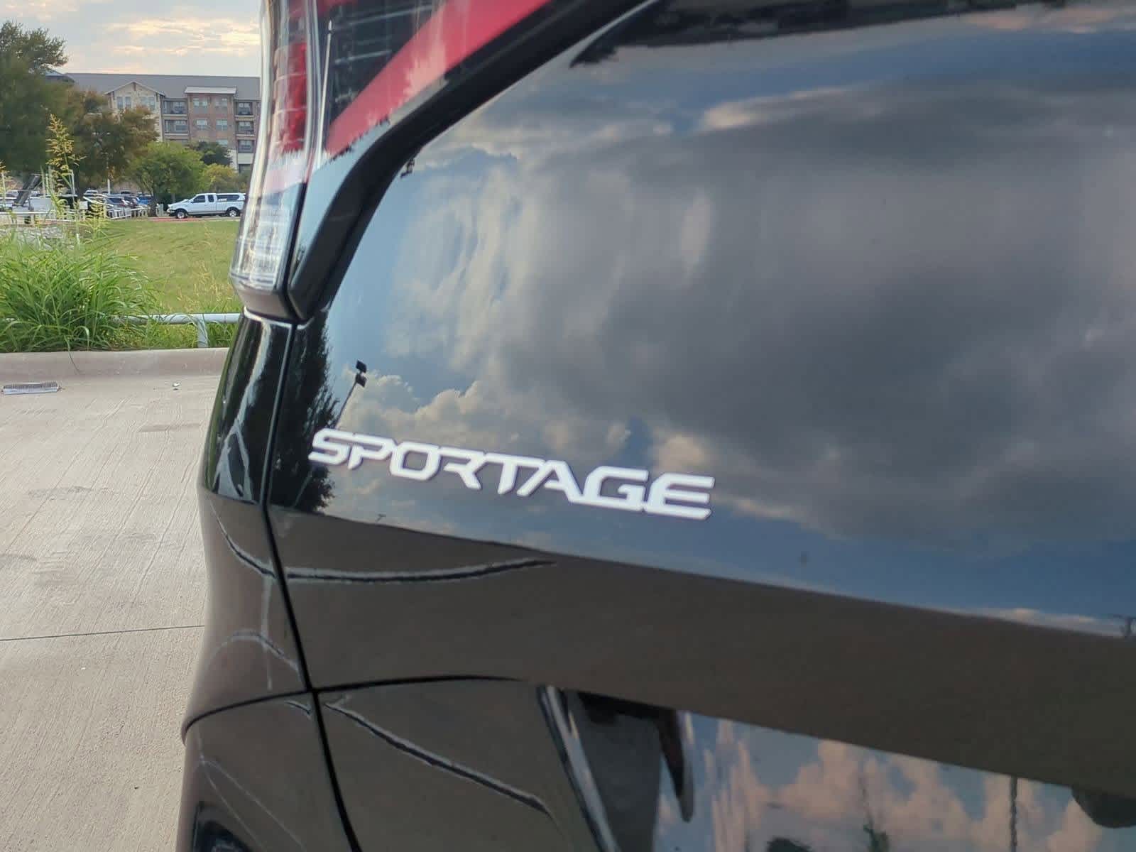 Thumbnail: 2025 Kia Sportage - 11