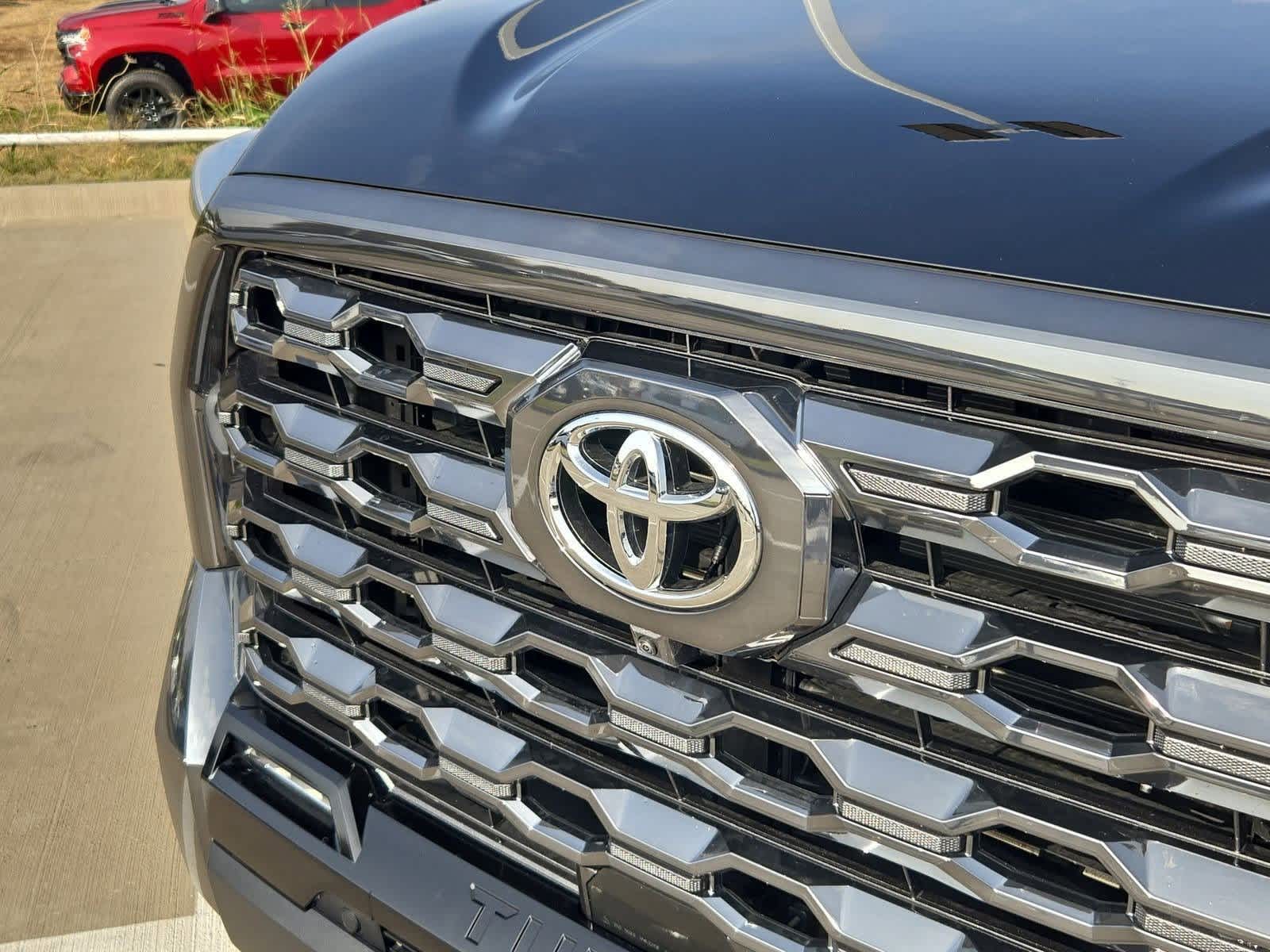 Thumbnail: 2024 Toyota Tundra - 9