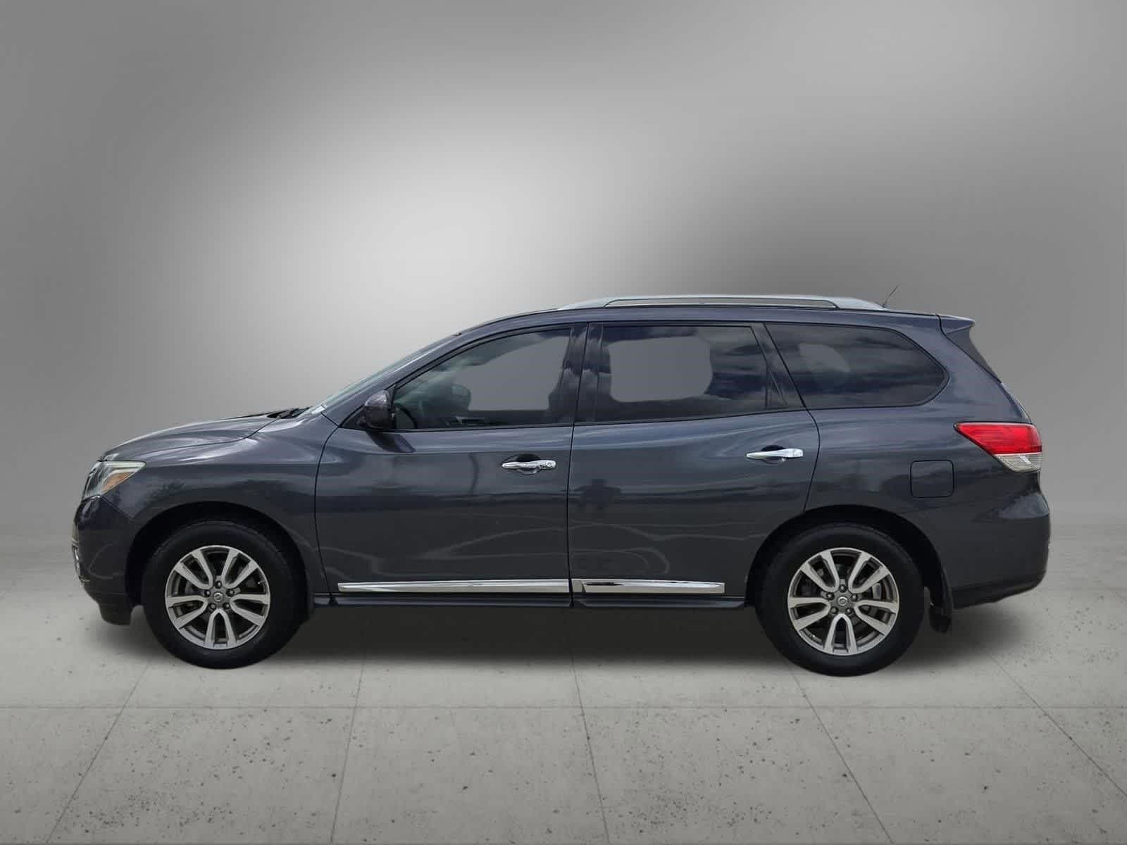 Thumbnail: 2014 Nissan Pathfinder - 3