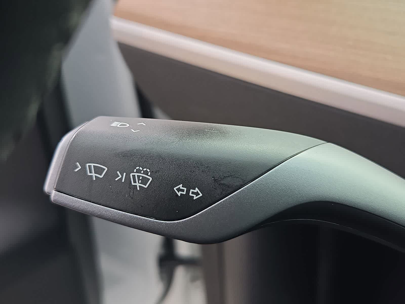 Thumbnail: 2022 Tesla Model Y - 24