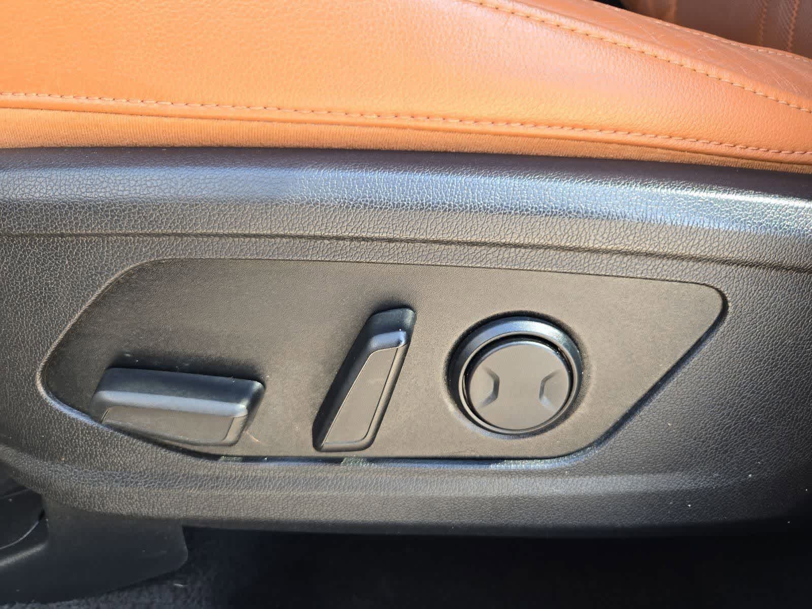 Thumbnail: 2021 Kia Sorento - 15