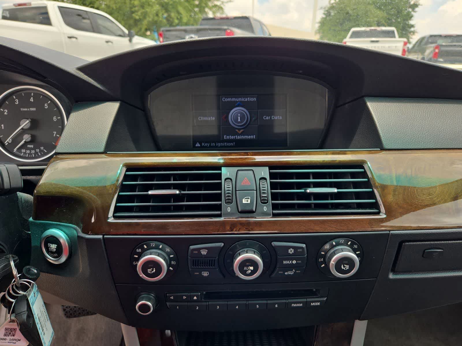 Thumbnail: 2009 BMW 5 Series - 27