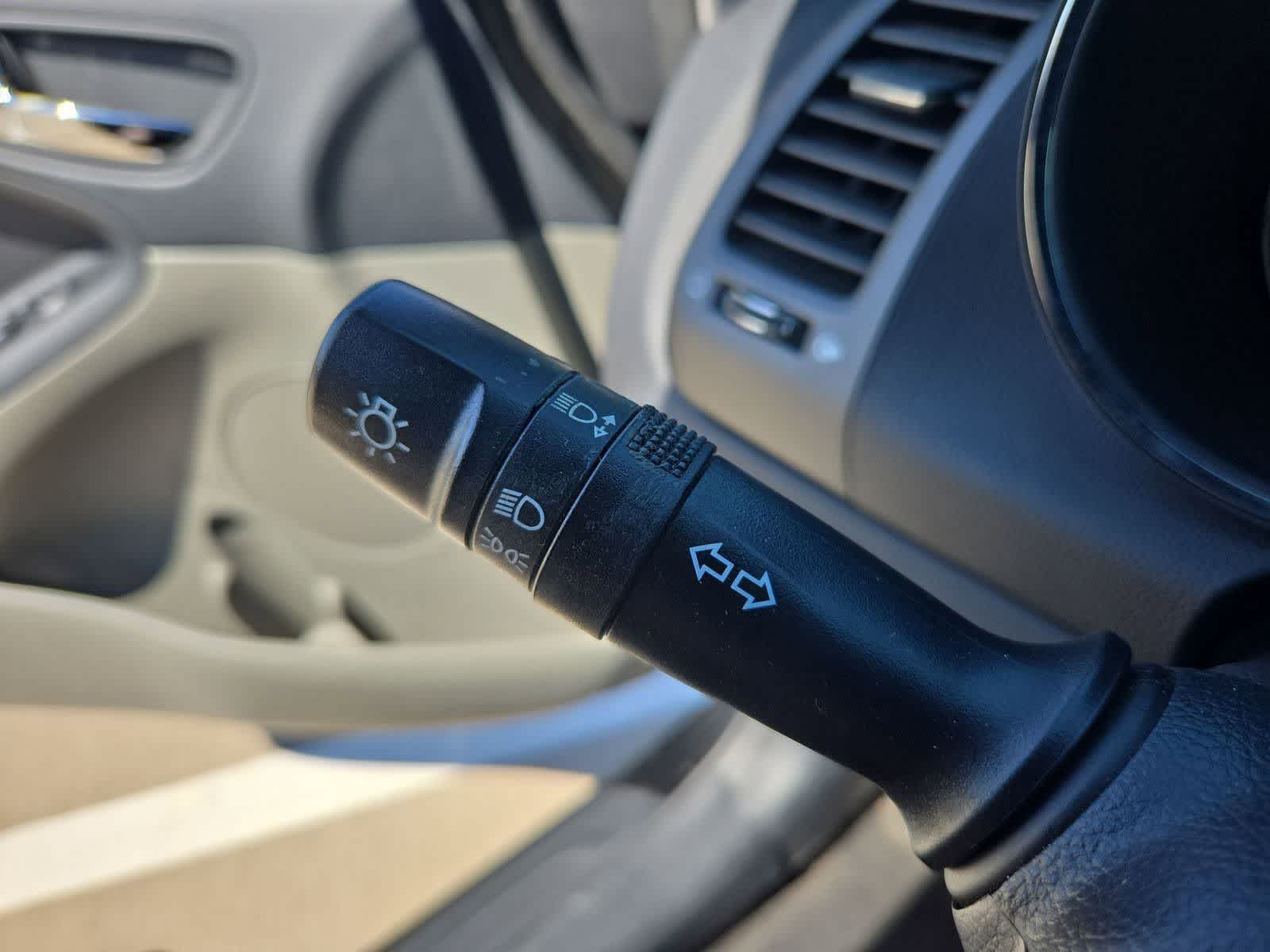 Thumbnail: 2015 Kia Forte - 24