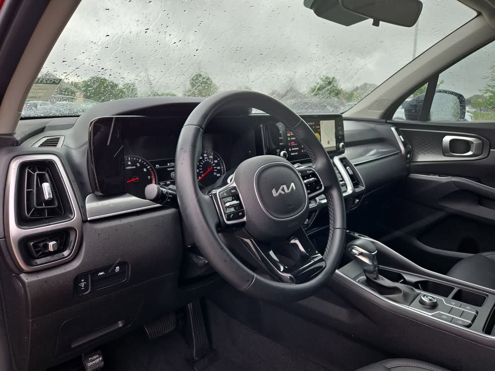 Thumbnail: 2023 Kia Sorento - 2