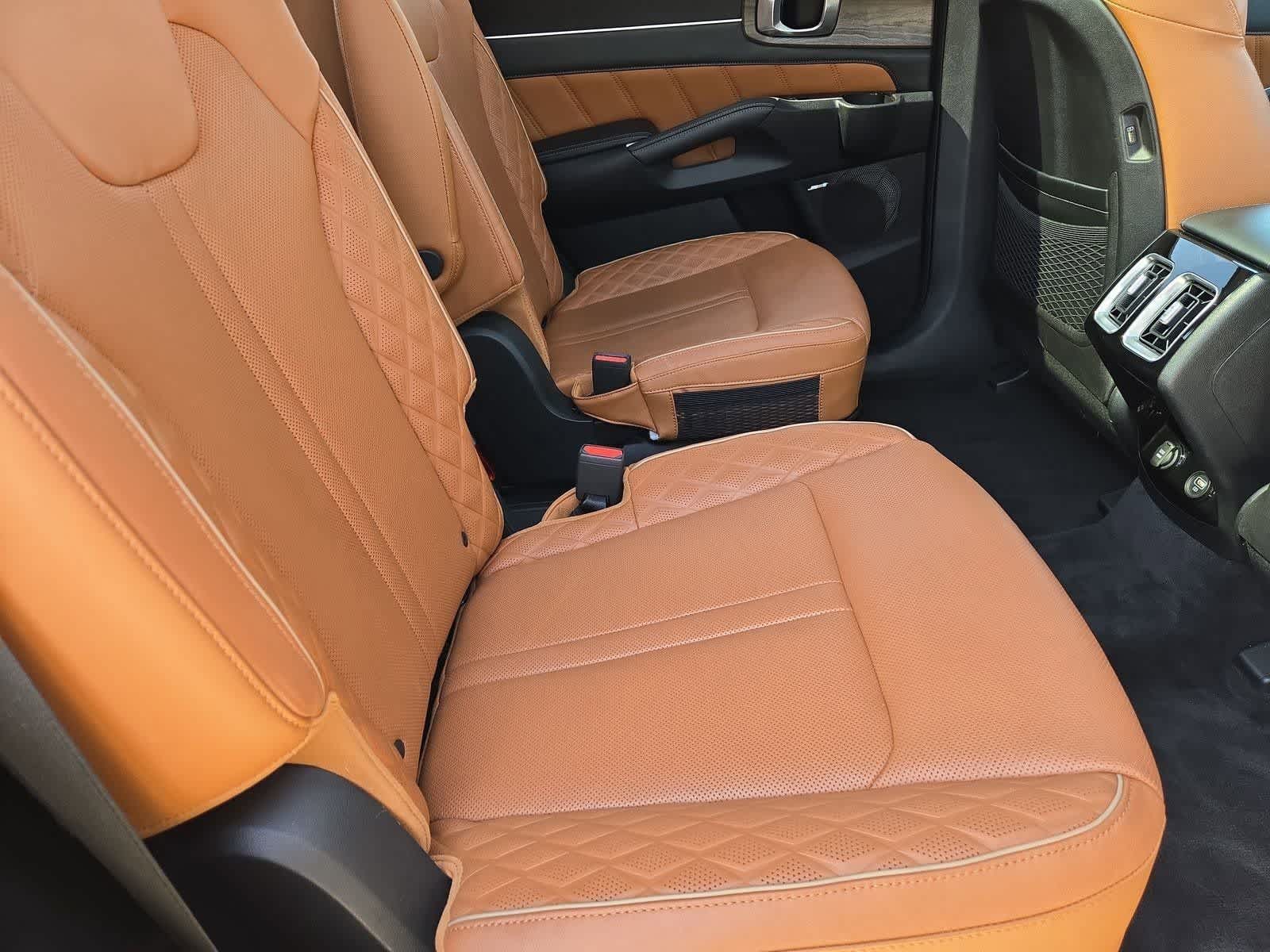 Thumbnail: 2021 Kia Sorento - 19