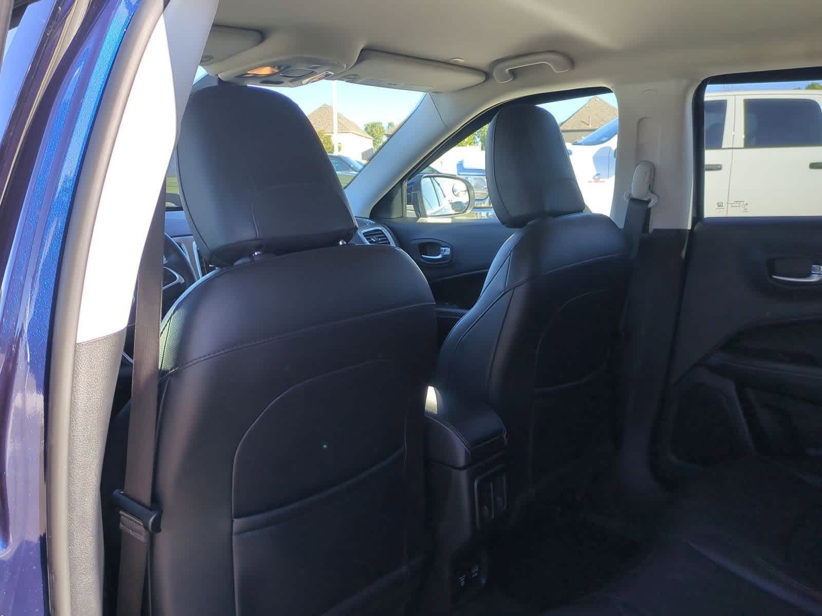 Thumbnail: 2018 Jeep Compass - 18