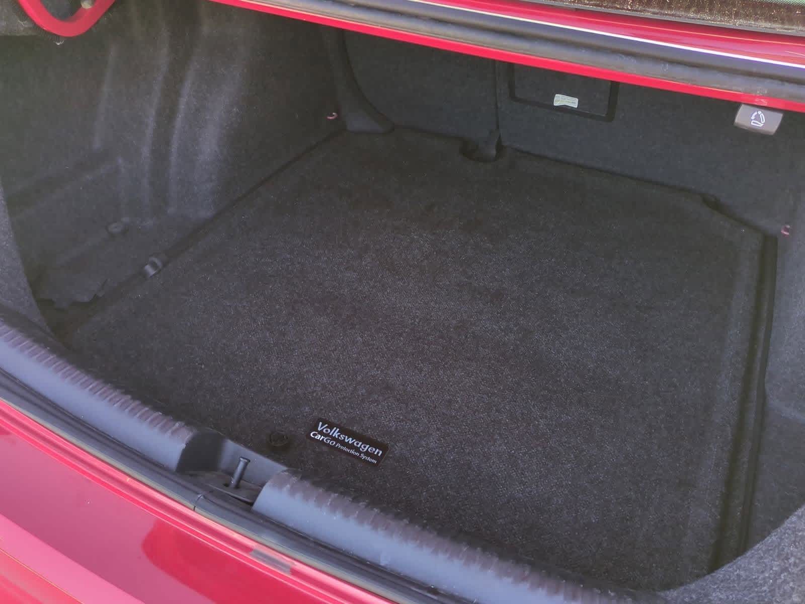 Thumbnail: 2015 Volkswagen Jetta - 32