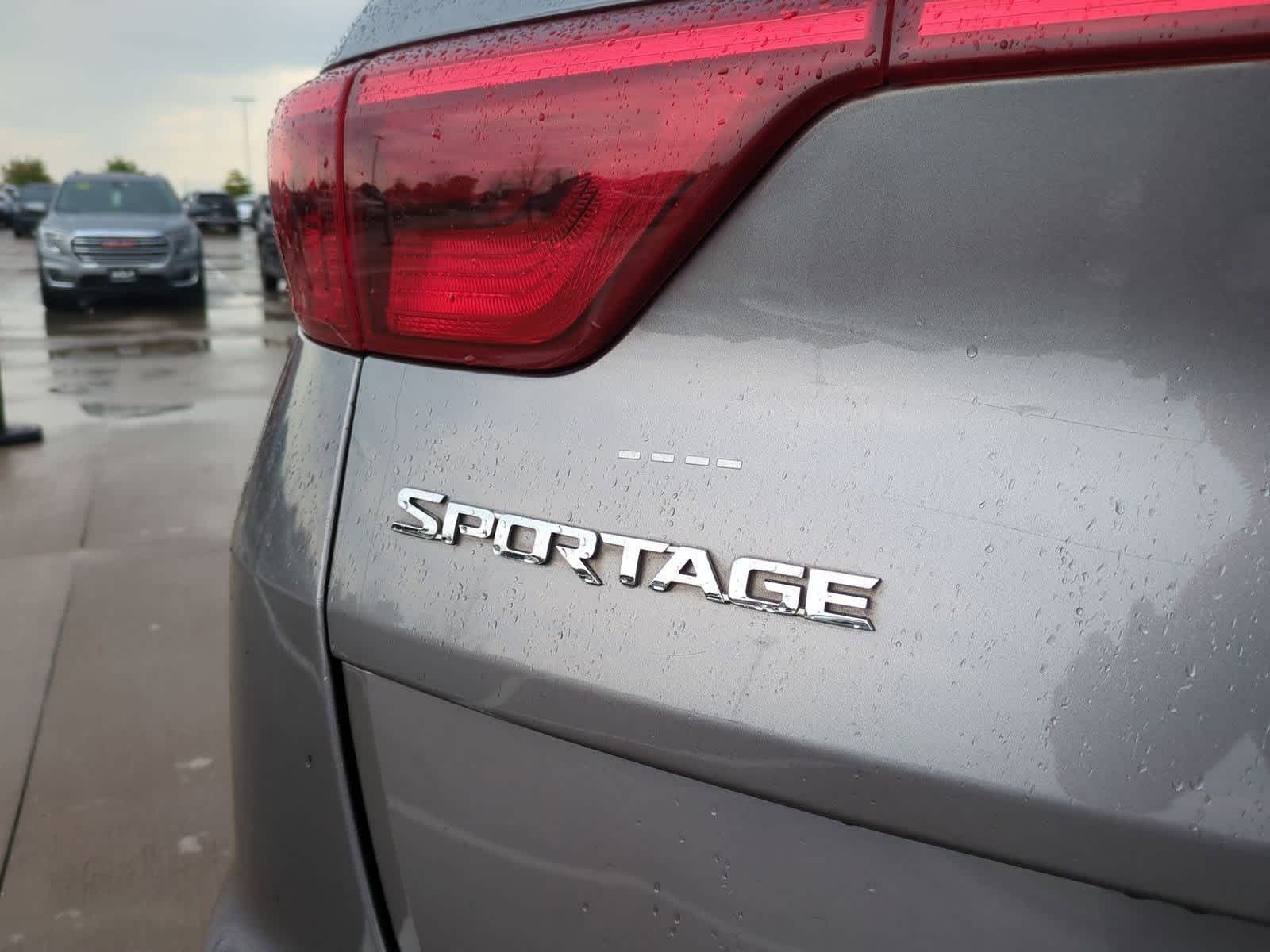 Thumbnail: 2017 Kia Sportage - 12