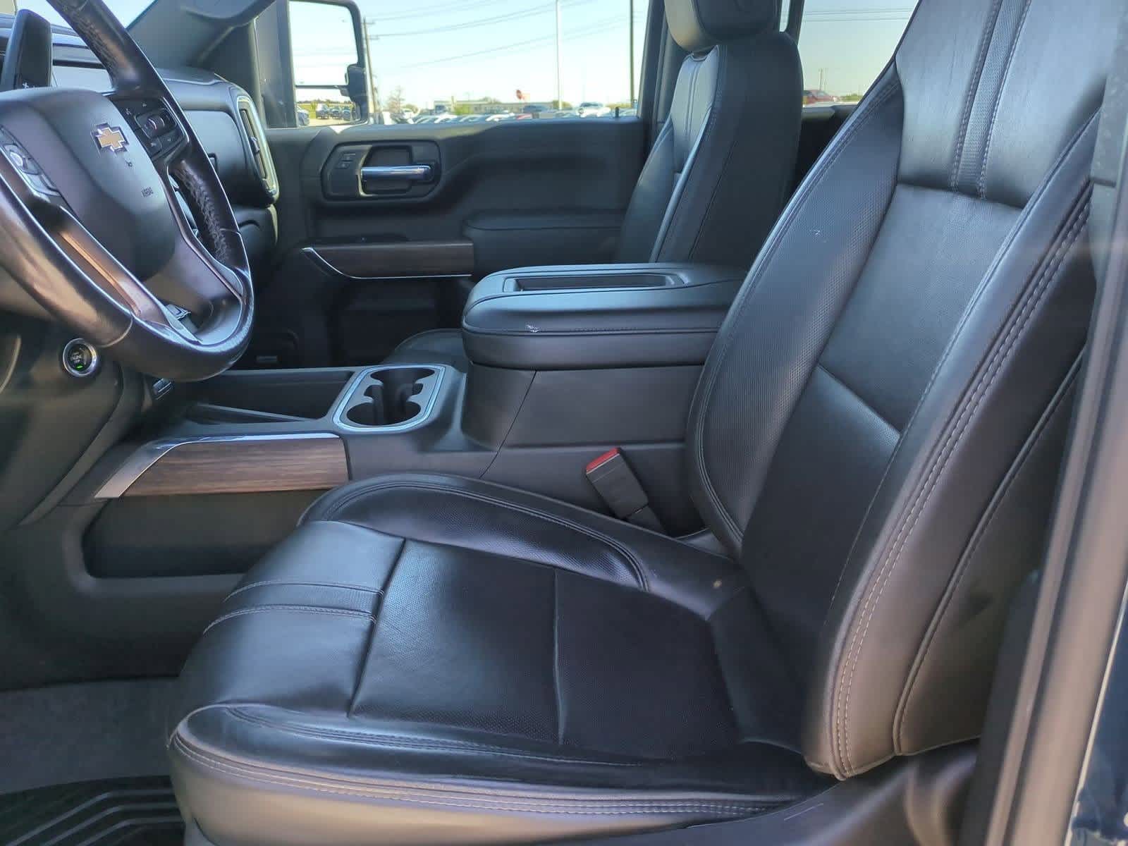 Thumbnail: 2020 Chevrolet Silverado 2500 - 16