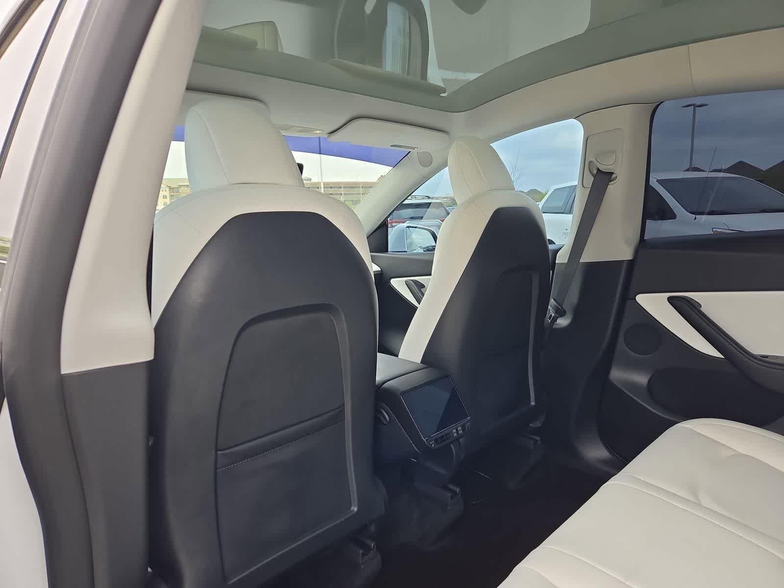 Thumbnail: 2021 Tesla Model Y - 15