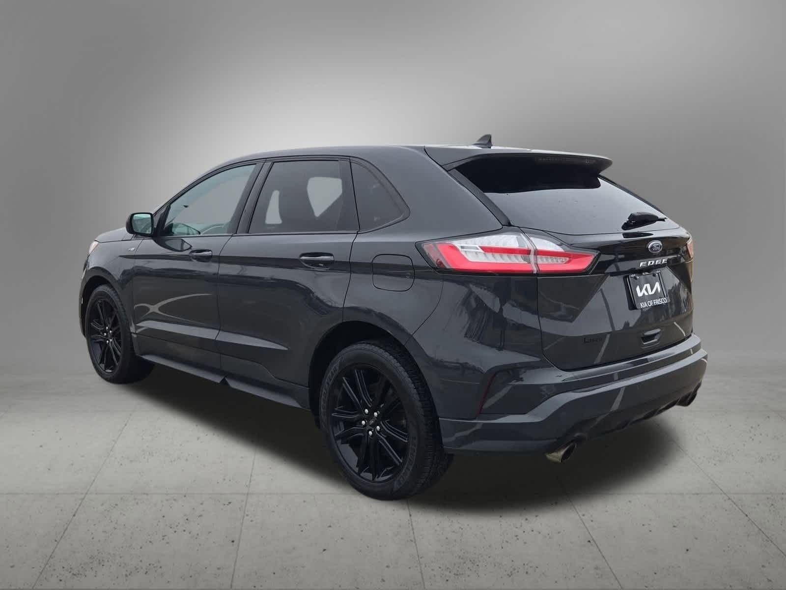 Thumbnail: 2021 Ford Edge - 4