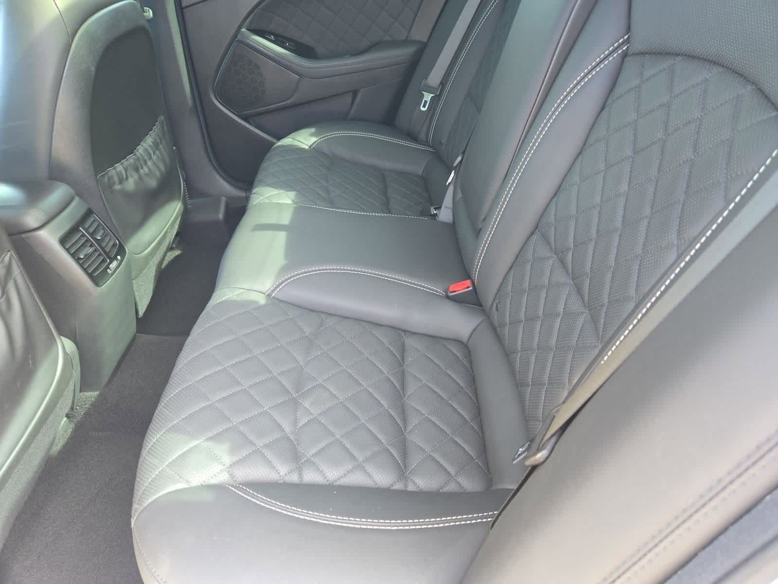 Thumbnail: 2015 Kia Optima - 17