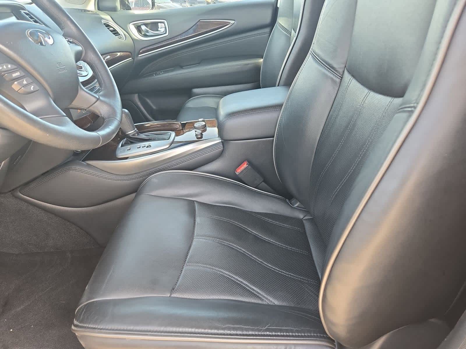 Thumbnail: 2015 INFINITI QX60 - 15