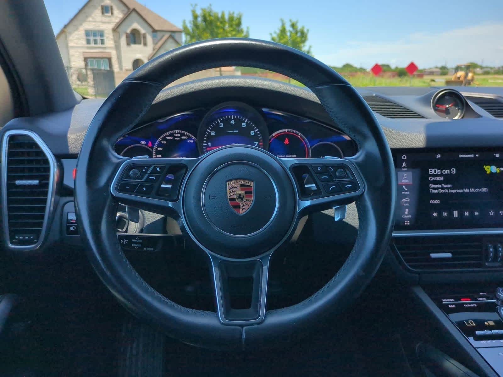 Thumbnail: 2020 Porsche Cayenne - 23