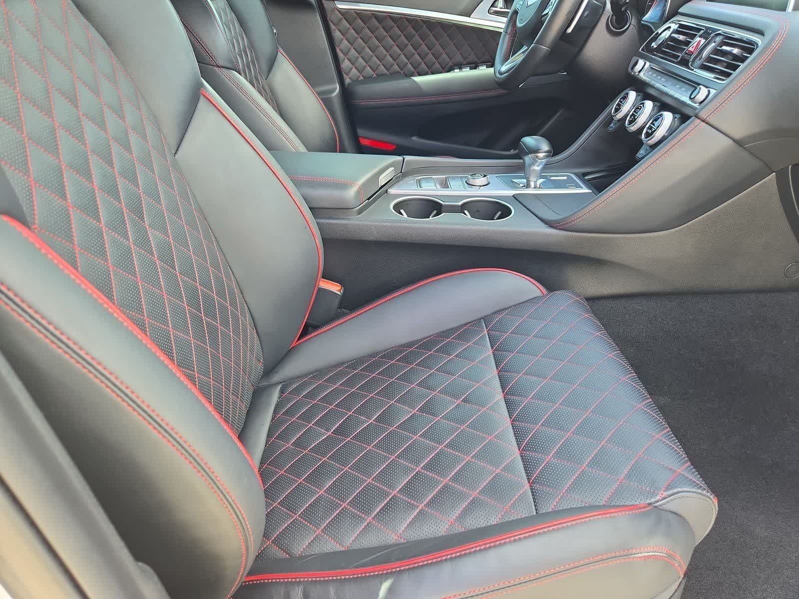 Thumbnail: 2020 Genesis G70 - 21